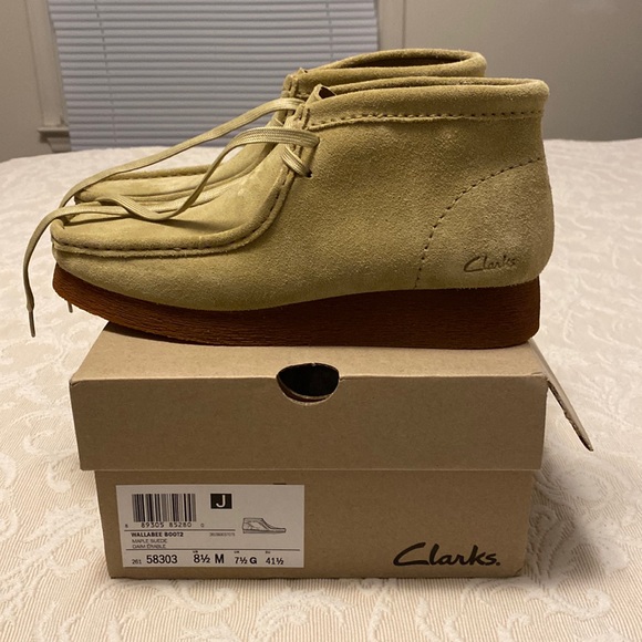 Clark’s Wallabee Boot Maple Suede size 8.5 - Picture 1 of 4